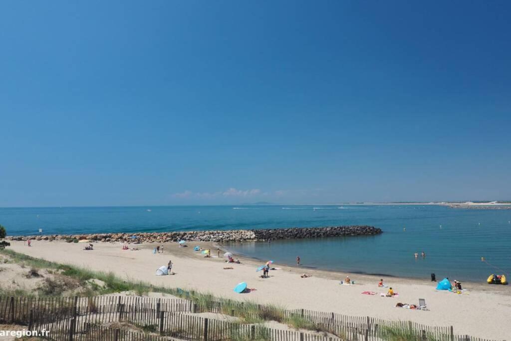 3 Etoiles Studio 4 Couchages Residence Port Cros A Sete Exterior photo