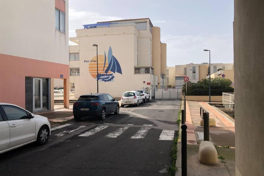 3 Etoiles Studio 4 Couchages Residence Port Cros A Sete Exterior photo